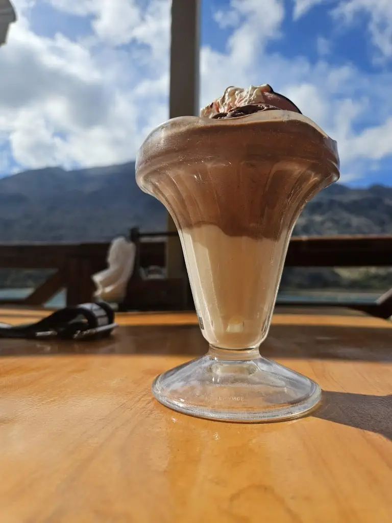 Georgia's Traditional Taverna_Georgioupolis_slider_image_3