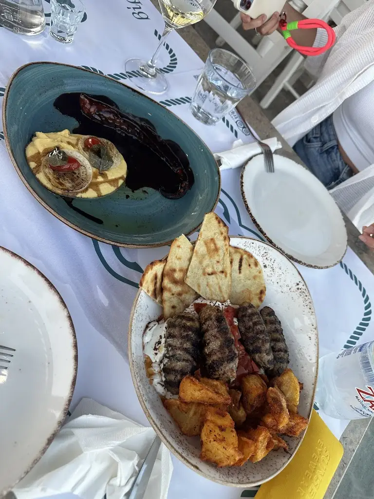 Stanislav Voronov_Vira Potzi_Ierápetra_Bewertung