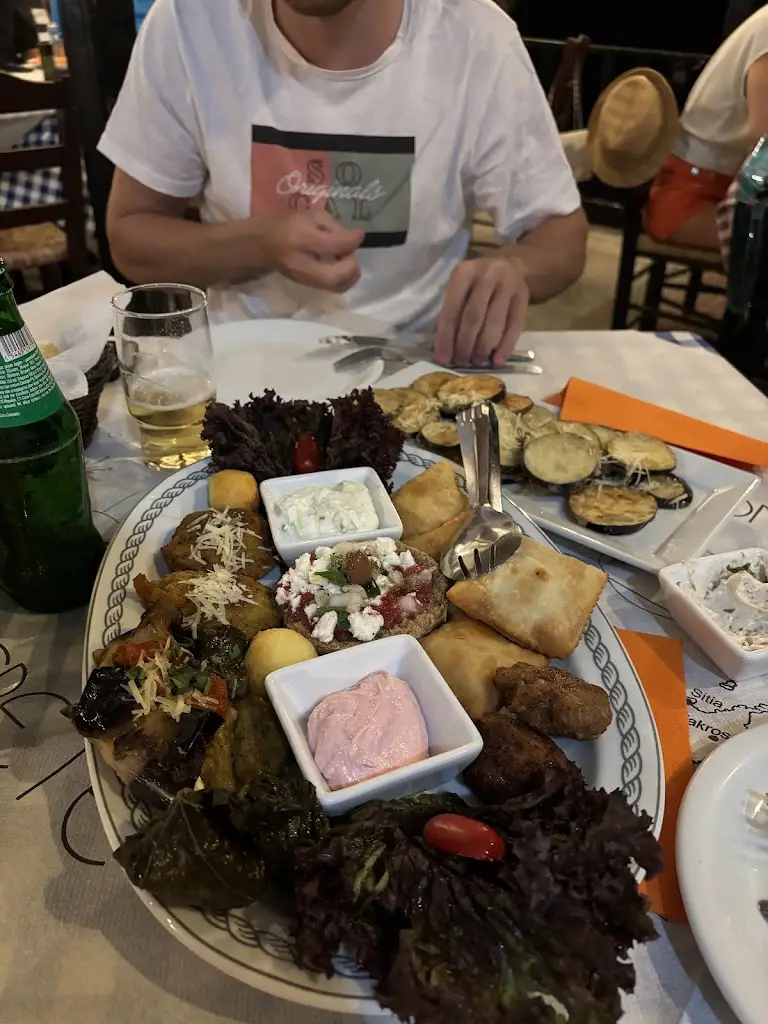 Cassandra Dolderer_Levante (Nikolaos G. Fragkiadakis)_Ierápetra_Bewertung