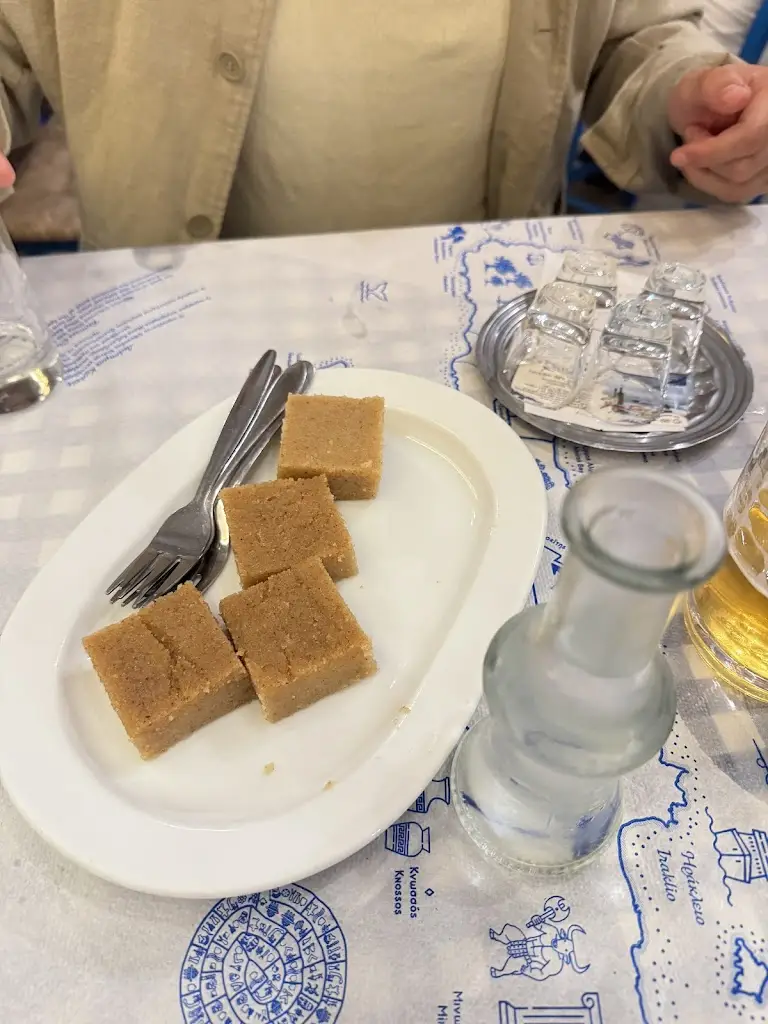 Yana Stoyanova_The Cellar Restaurant_Kíssamos_recensione