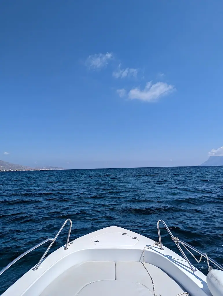 Cam Knighton_Roubini Beach | Cafe restaurant_Kíssamos_Bewertung