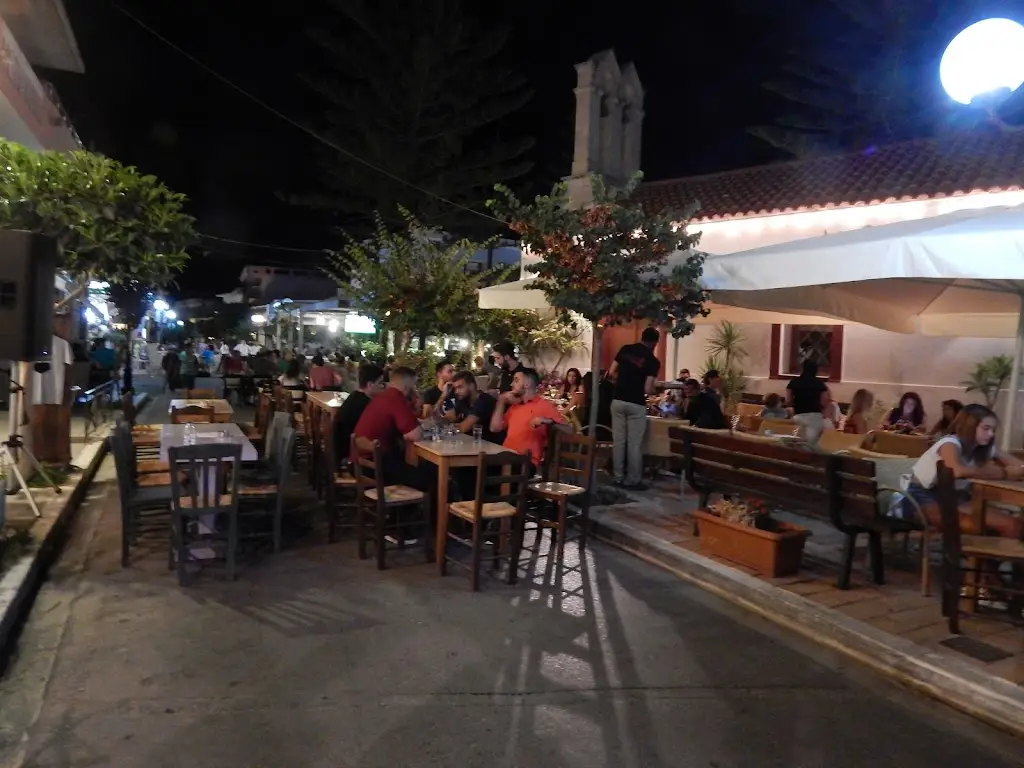 Acuerdo Cafe Bar Restaurant_Kíssamos_slider_image_3