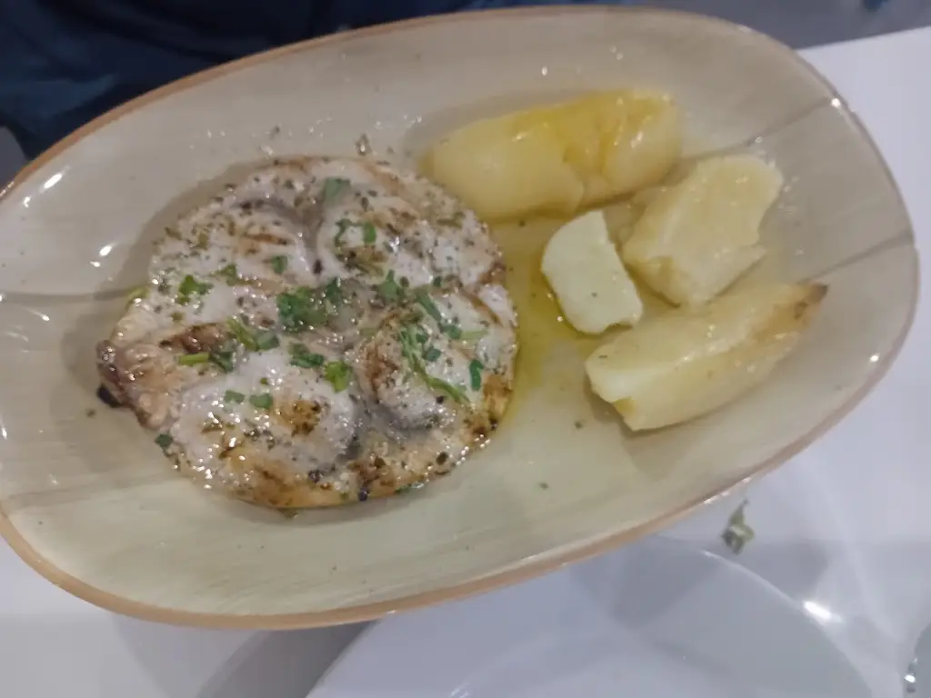 Pau Sroka_FishTavern1960_Kíssamos_Bewertung