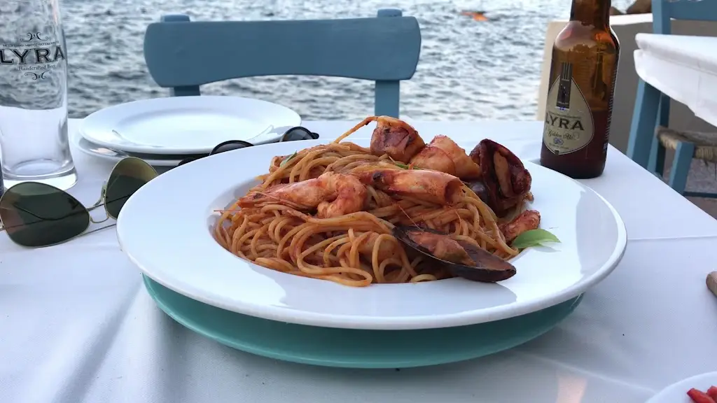 FishTavern1960_Kíssamos_slider_image_2