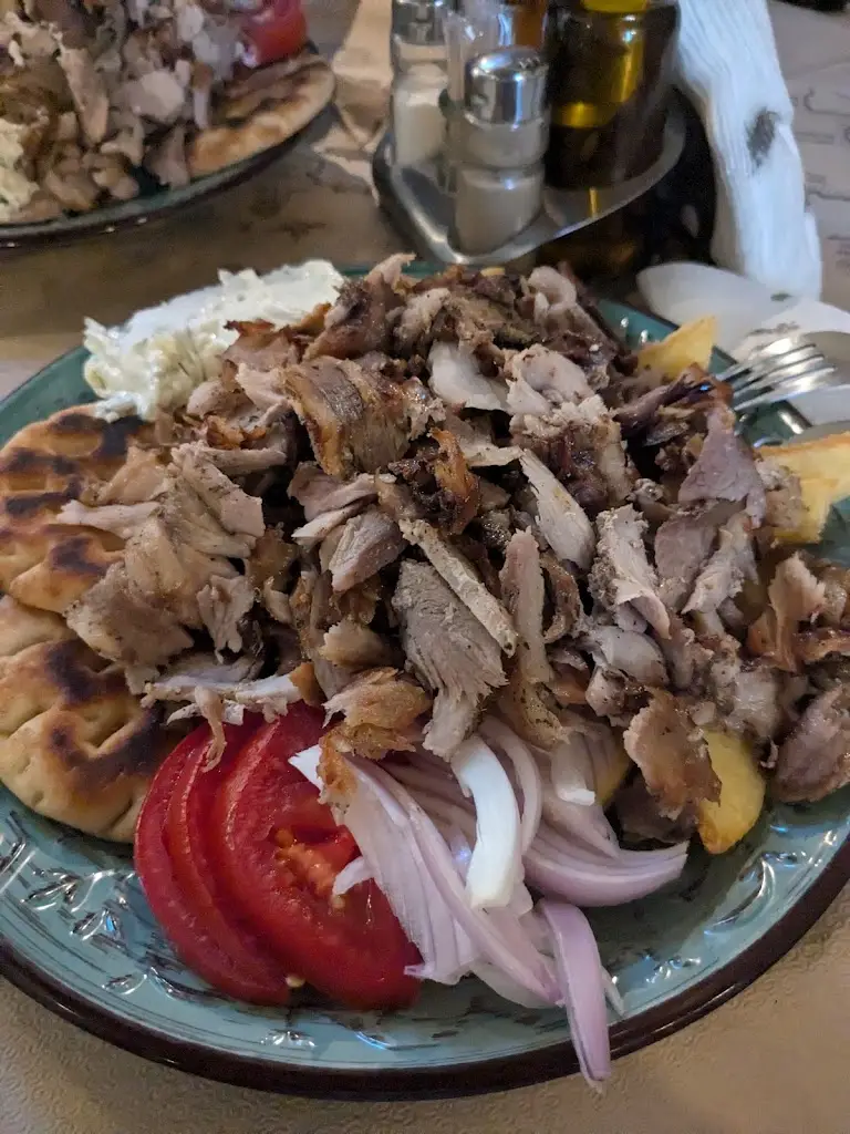 Pandorka Chushkova Mishkova_Castello Taverna_Kastélli_Bewertung