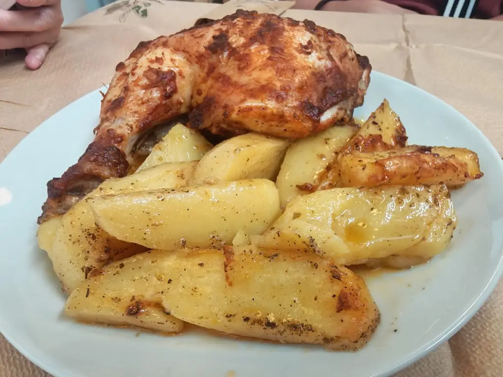 Το Μεσημεριανό_Kastélli_slider_image_2