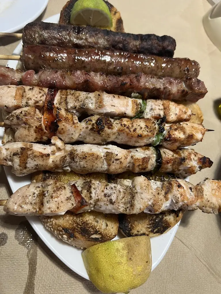 Bianca Maus_Καντίνα Γιάννης_Kastélli_Bewertung