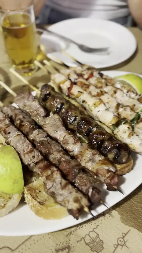 Καντίνα Γιάννης_Kastélli_slider_image_2