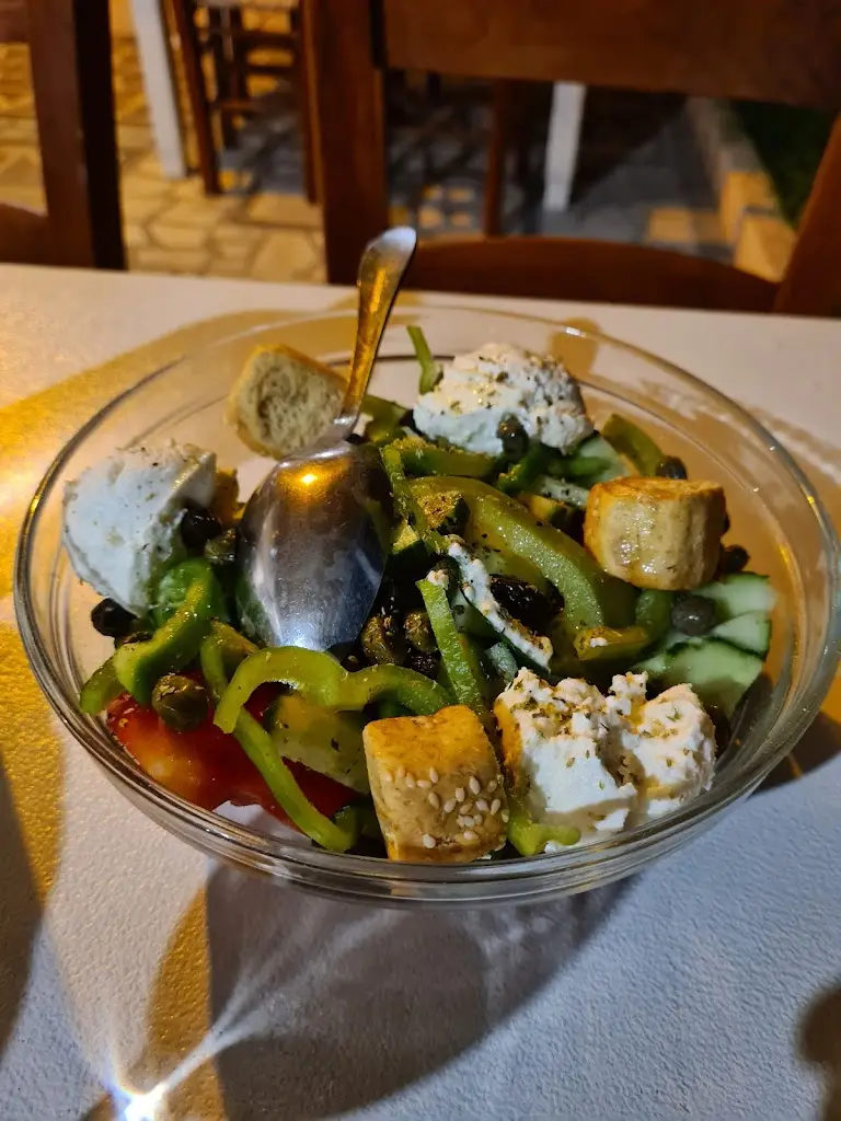 Menu_Plaka beach restaurant_Kastélli_image_8