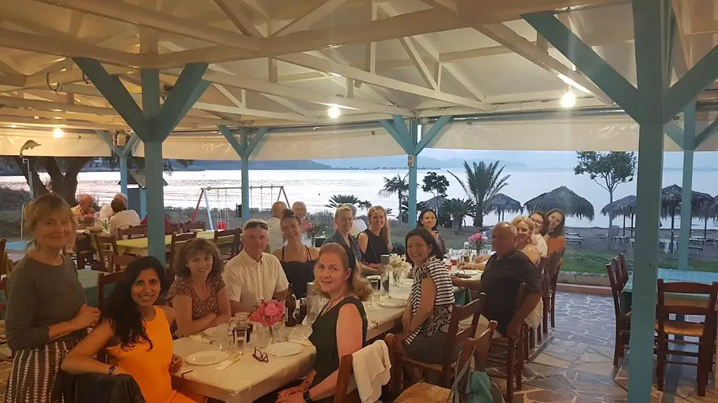 Plaka beach restaurant Restaurant in Kastélli