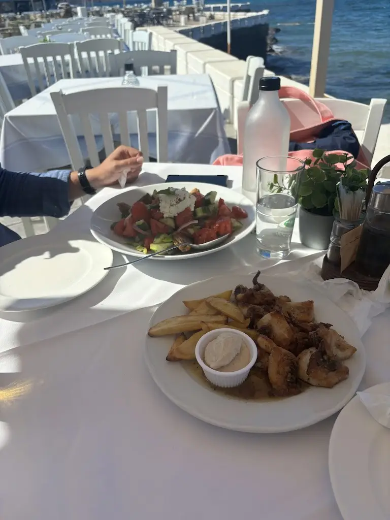 Silvia Giovanna_Pixida Restaurant - Πυξιδα Εστιατοριο_Kastélli_review