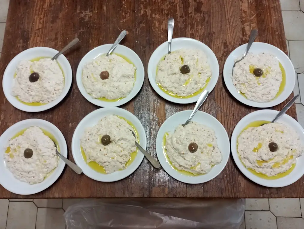 Παραδοσιακό Καφενείο Ουζερί 