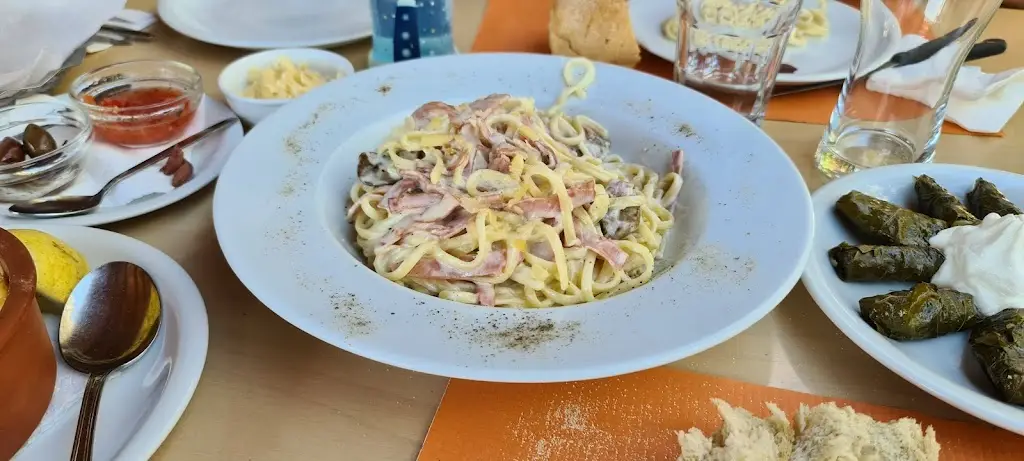 Menü_Hatzis Restaurant_Kokkíni Cháni_Bild_4