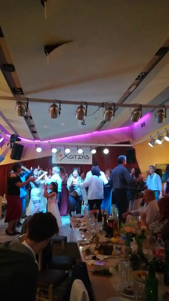 Hatzis Restaurant_Kokkíni Cháni_slider_image_2