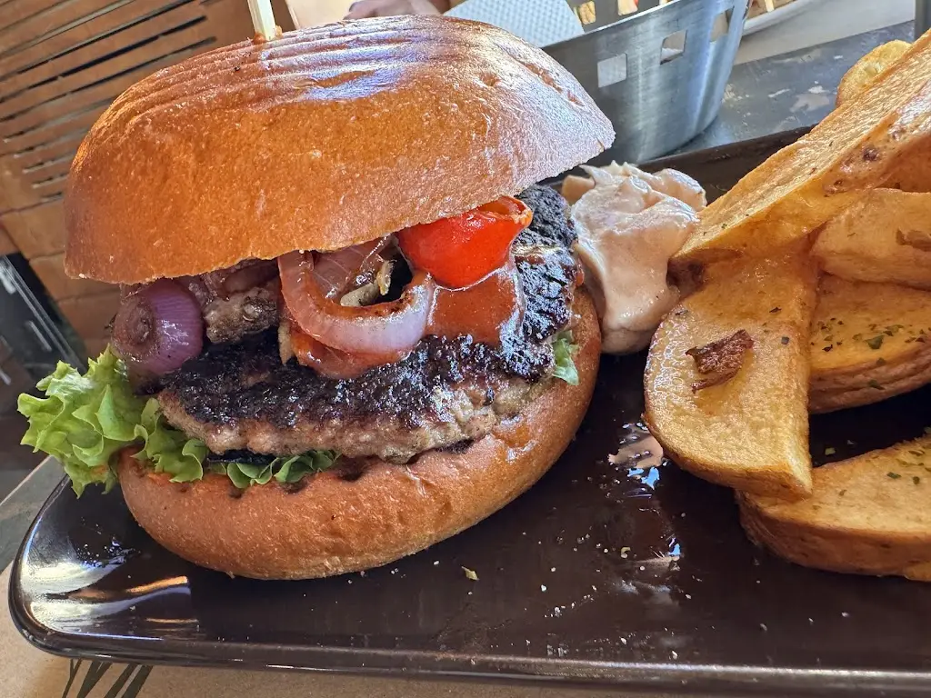 Tom_Freshness Lunch Cafe_Kolympári_Bewertung