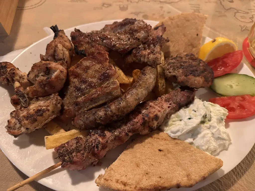 Tom_Sto Skouteli_Kolympári_recensione