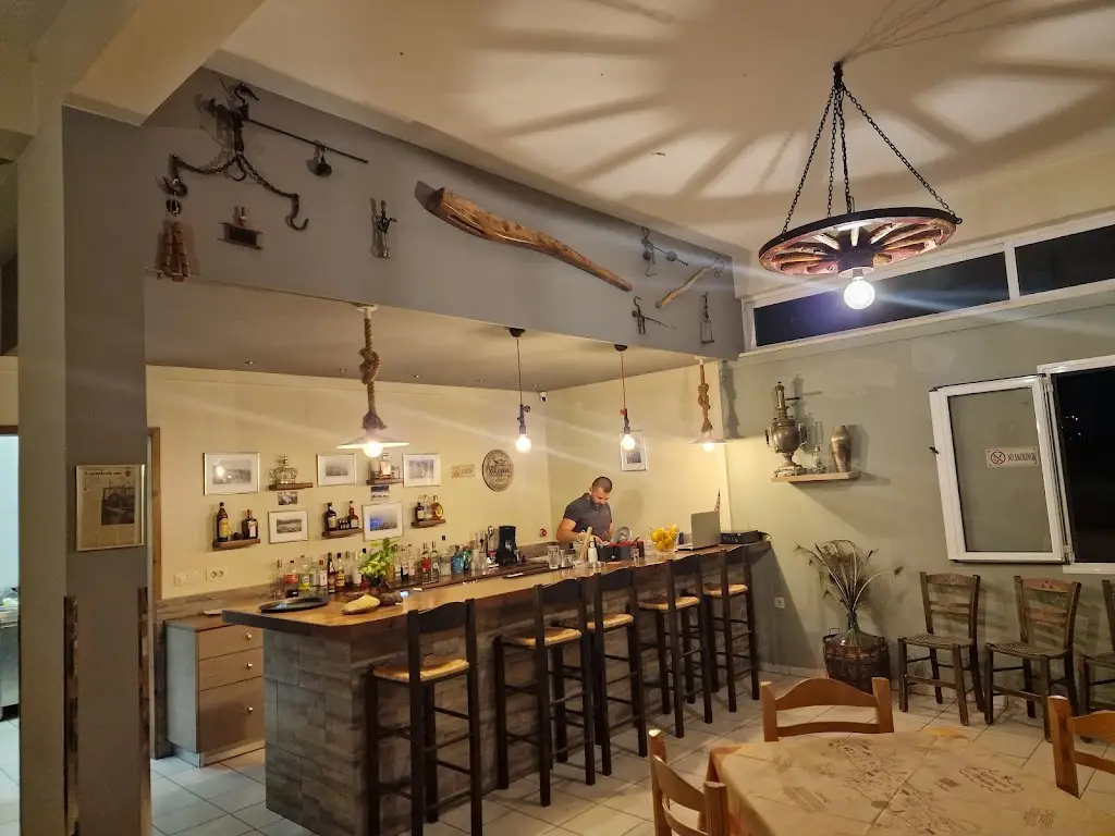 Sto Skouteli Restaurant in Kolympári