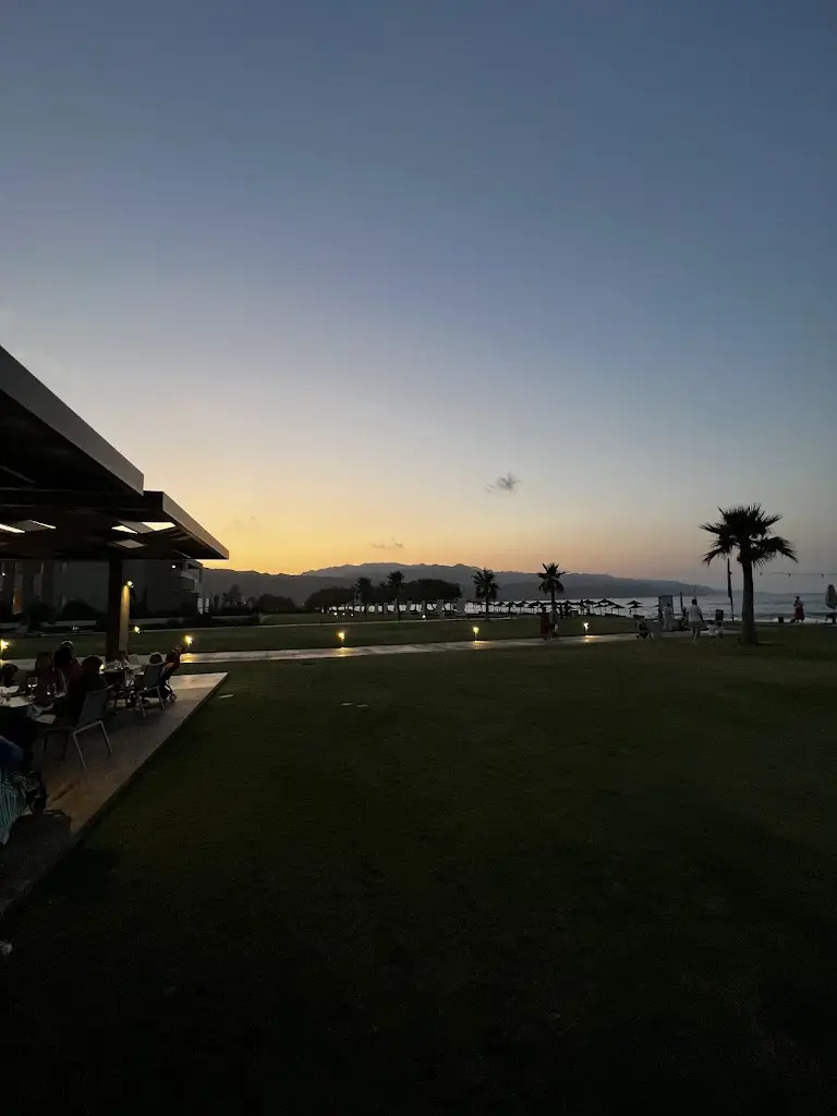 Luke Bozeat_EUPHORIA RESORT CHEF'S GRILL_Kolympári_review