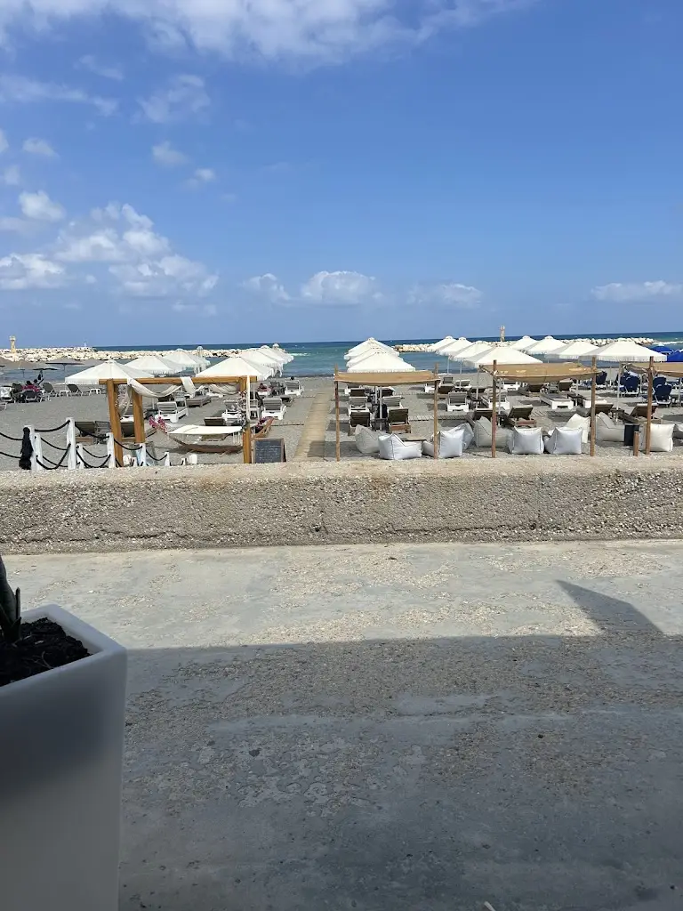 Anthony John Woodward_Palio Arhontiko_Kolympári_Bewertung