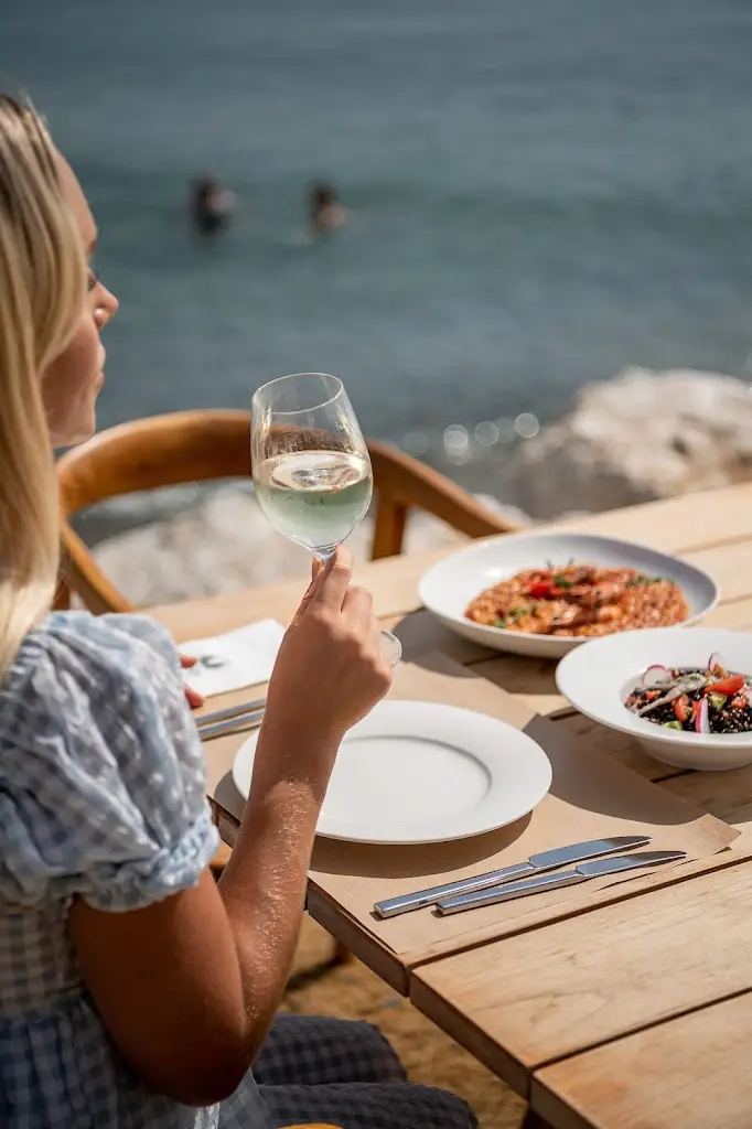 Menu_Avra Seaside Bar & Restaurant_Kolympári_image_8