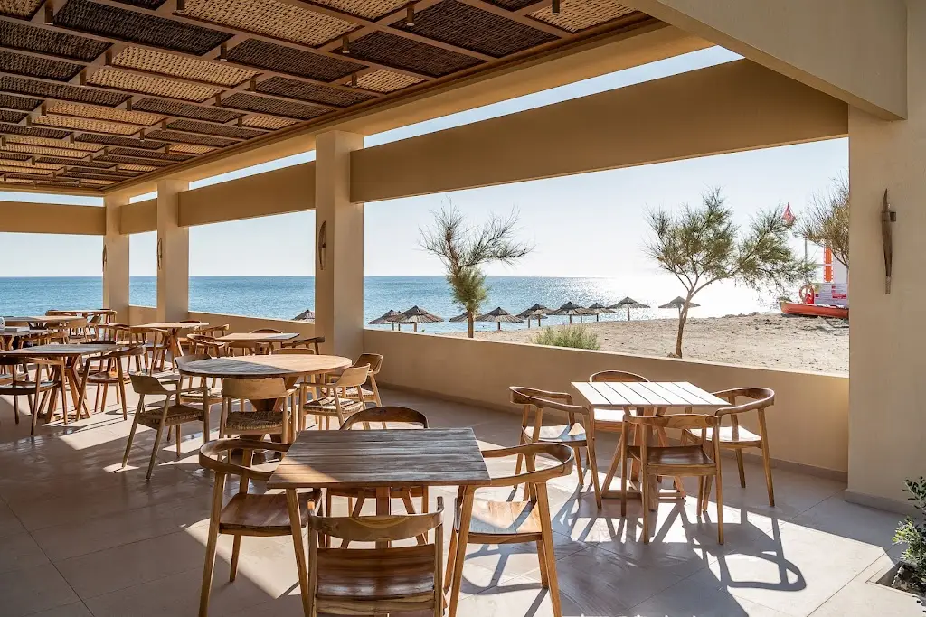 Avra Seaside Bar & Restaurant_Kolympári_slider_image_1