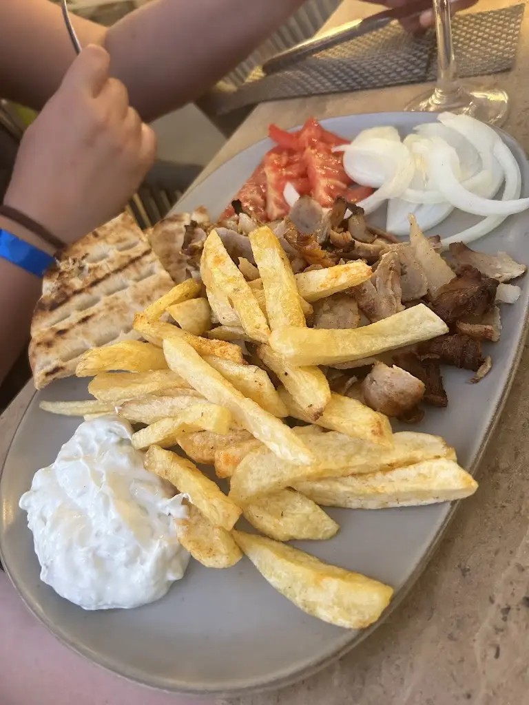 Menü_Yummy All Day Restaurant Bar_Limín Khersonísou_Bild_9