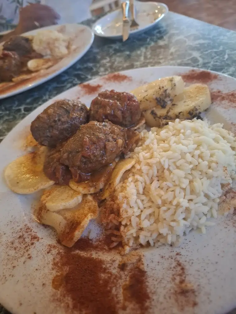 Fiona Inglis_Greek restaurant 'Mythos