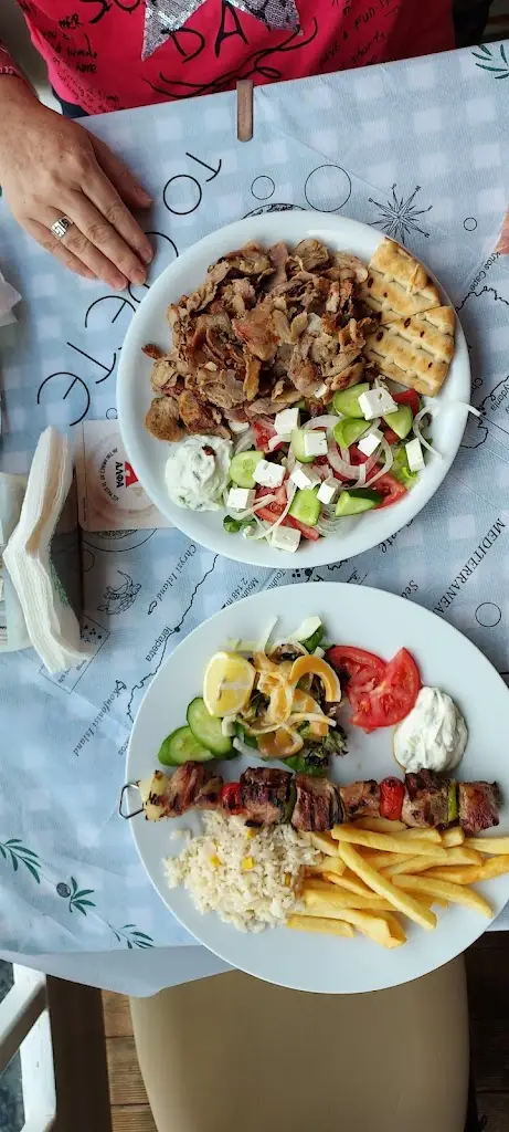 Menü_MANIAS GRILL HOUSE_Limín Khersonísou_Bild_1