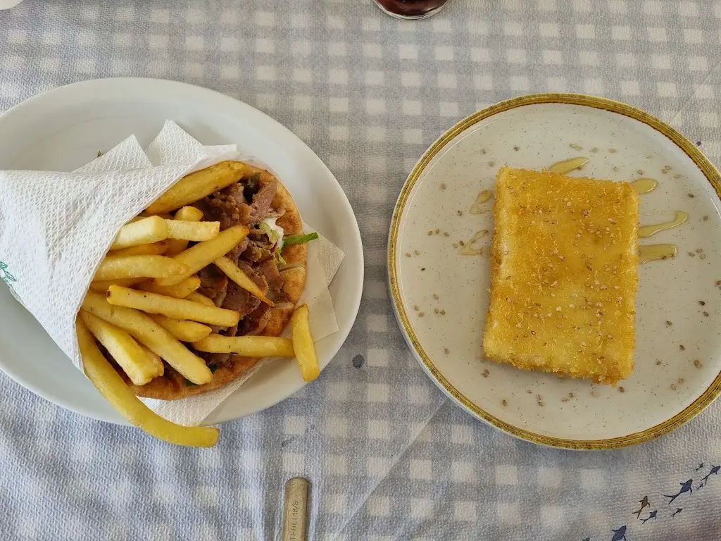 Menü_MANIAS GRILL HOUSE_Limín Khersonísou_Bild_8