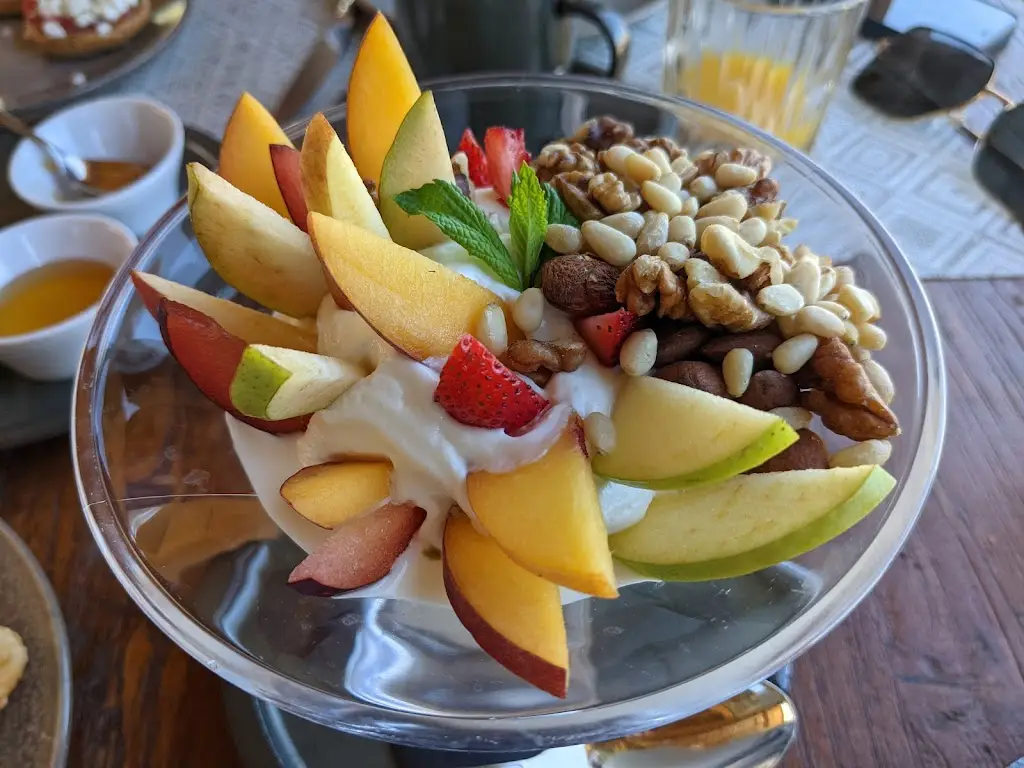 Menu_Elemes Cretan Cuisine_Limín Khersonísou_imagen_5