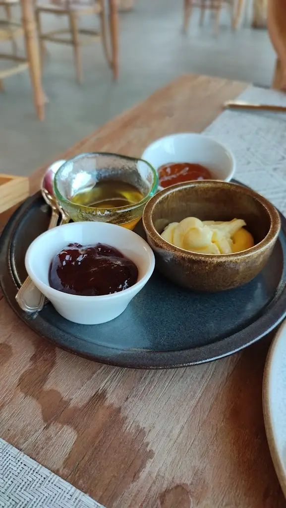 Menu_Elemes Cretan Cuisine_Limín Khersonísou_imagen_9