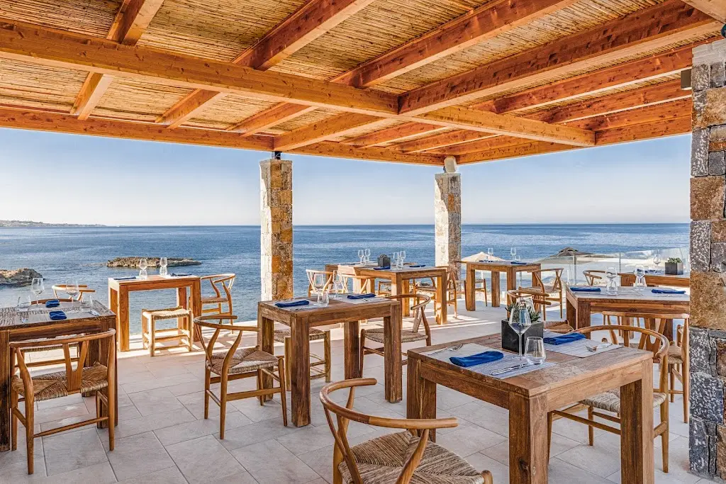 Bony Fish SeaFood Restaurant_Limín Khersonísou_slider_image_1