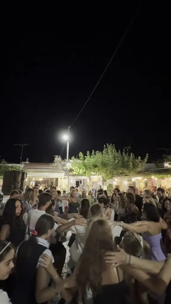 Chia_Zachos_Limín Khersonísou_review