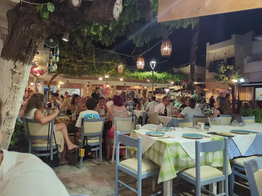 Rob Clare-Campbell_Myrtios Traditional Taverna_Limín Khersonísou_Bewertung