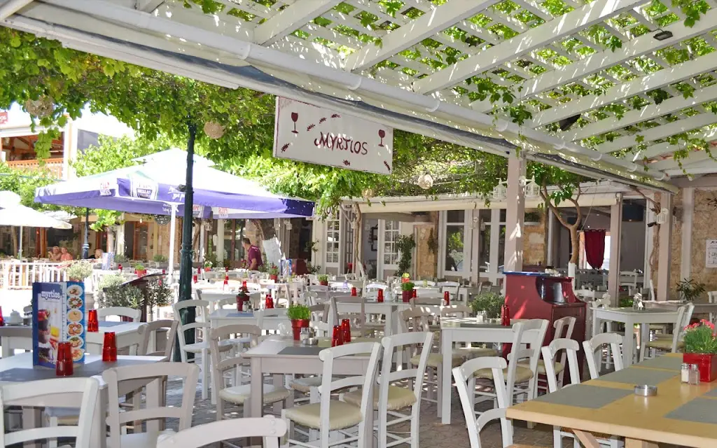 Myrtios Traditional Taverna Restaurant in Limín Khersonísou