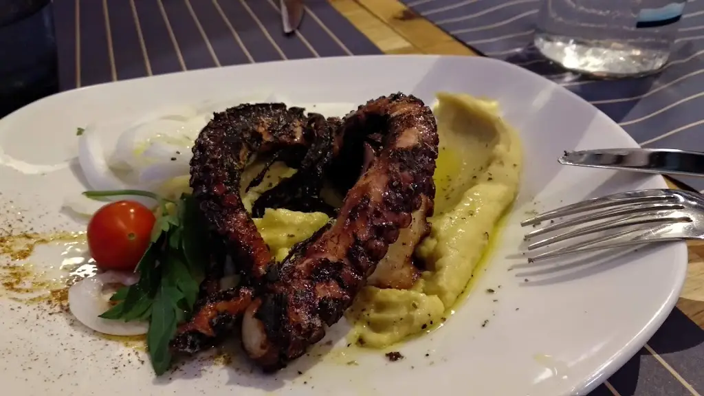 Menu_Palmera Seaside Restaurant_Limín Khersonísou_image_7