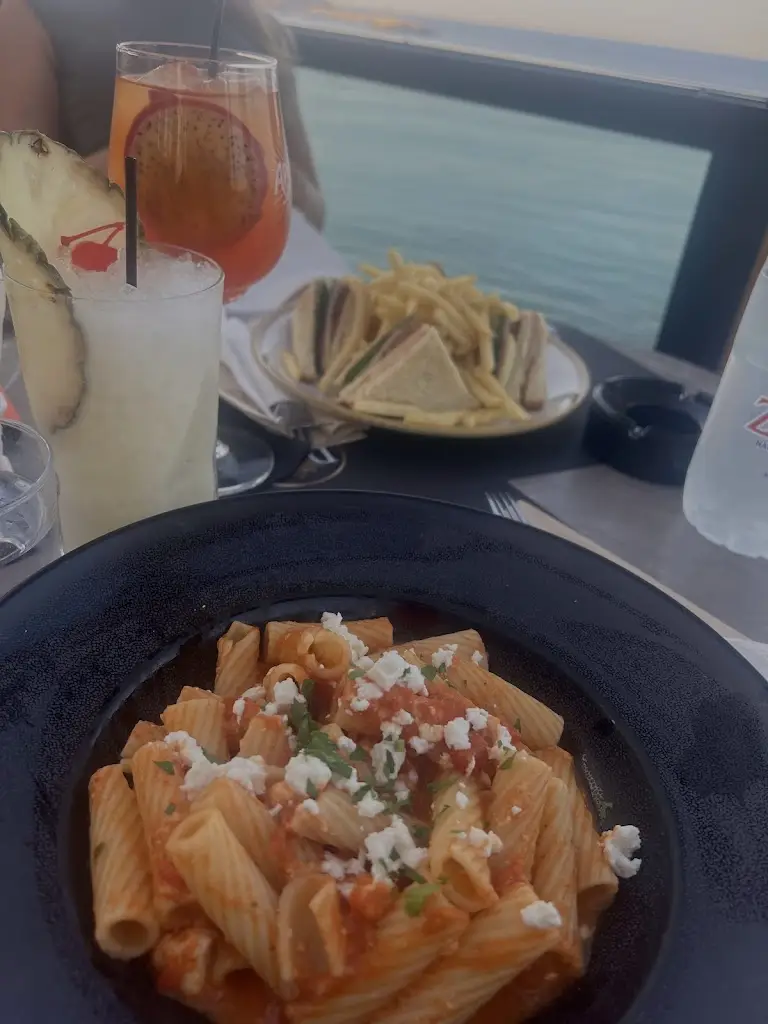 Antonia_Delly's Casual Restaurant_Limín Khersonísou_Bewertung