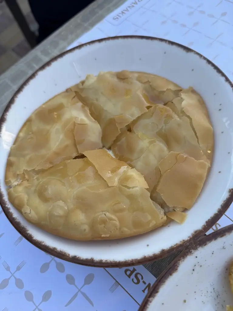 Dana Maria_Areston Taverna_Limín Khersonísou_review