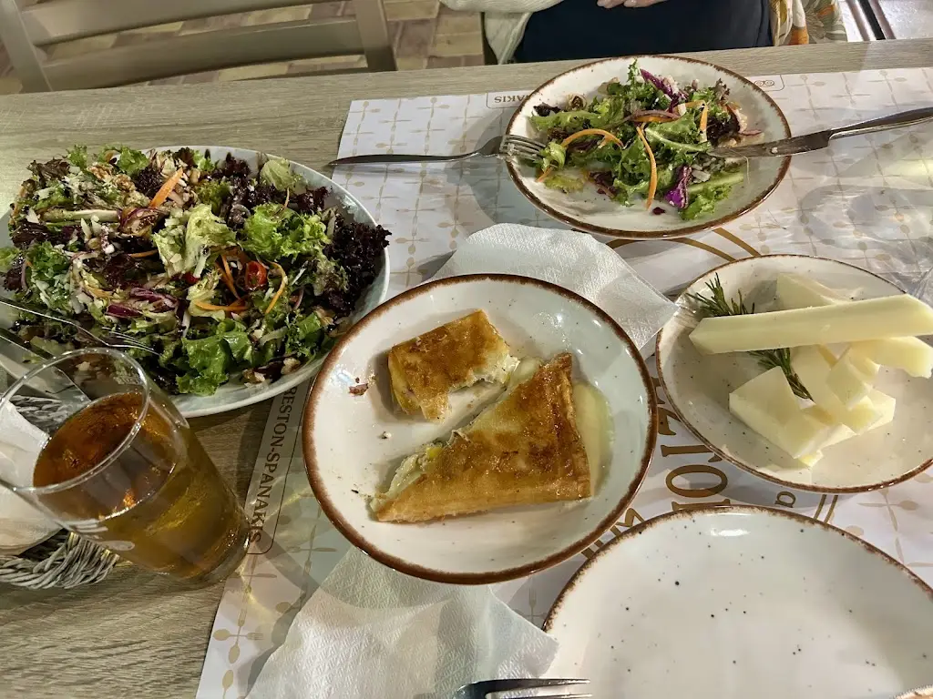 Areston Taverna_Limín Khersonísou_slider_image_3