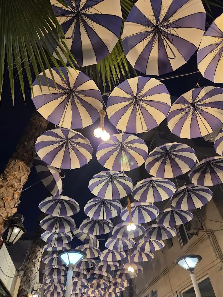 Donna Collishaw_Rosemary Bar Restaurant_Limín Khersonísou_Bewertung