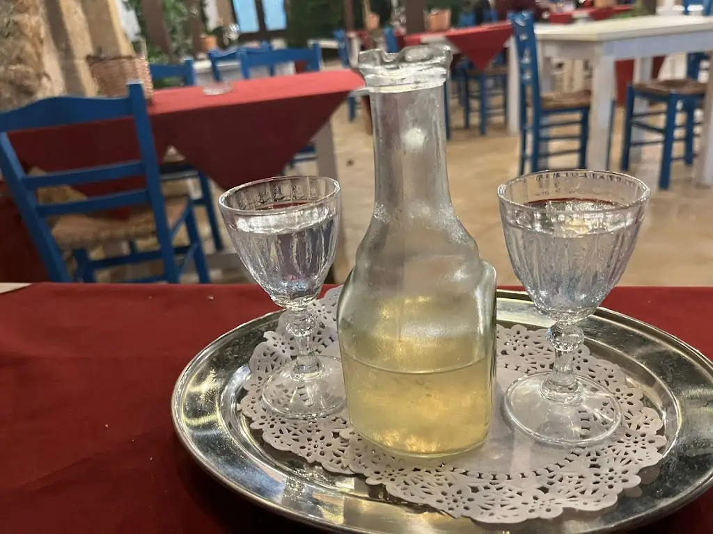 Menü_OLIVA Cretan Authentic Cuisine_Mália_Bild_5