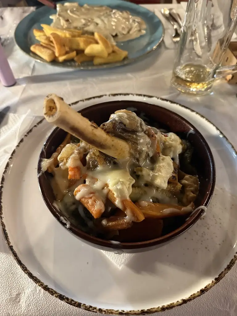 Chris O_Sofra Traditional Restaurant | Malia_Mália_review