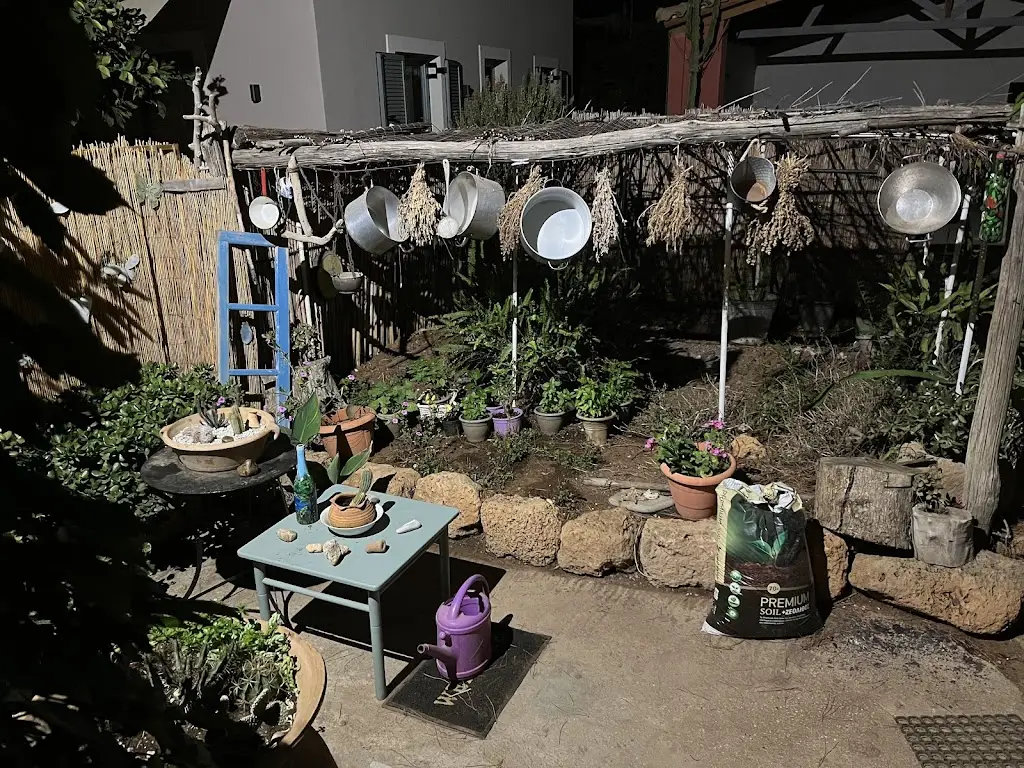 Chris Nash_Milos Taverna_Mália_Bewertung