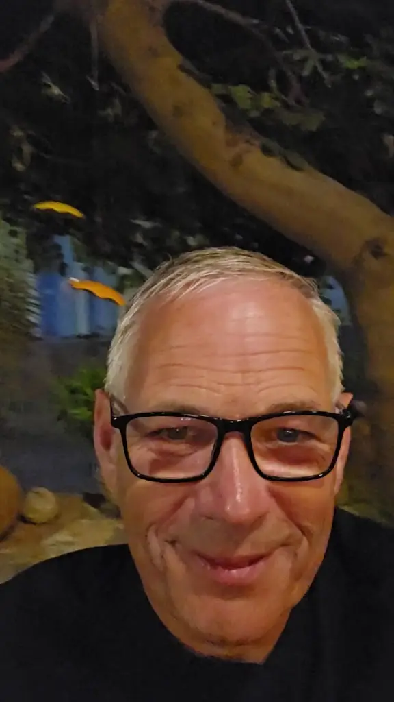 Milos Taverna_Mália_slider_image_2