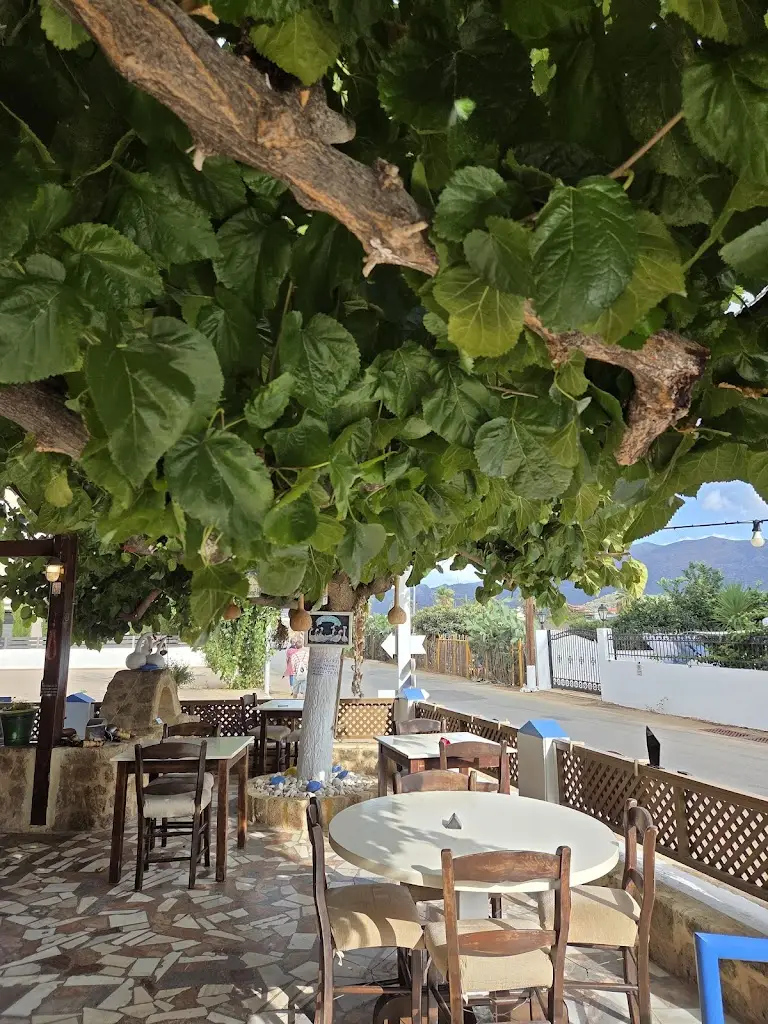 Taverna Eva_Mália_slider_image_3