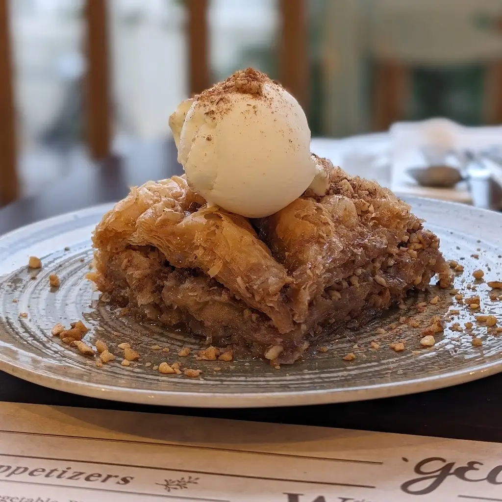 Menü_Geitonia Malia - Cretan Creative Cuisine_Mália_Bild_6