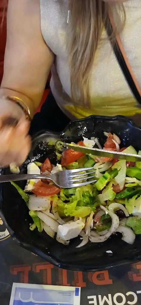 Gabrielle Ton_The Bull Steak House_Mália_review