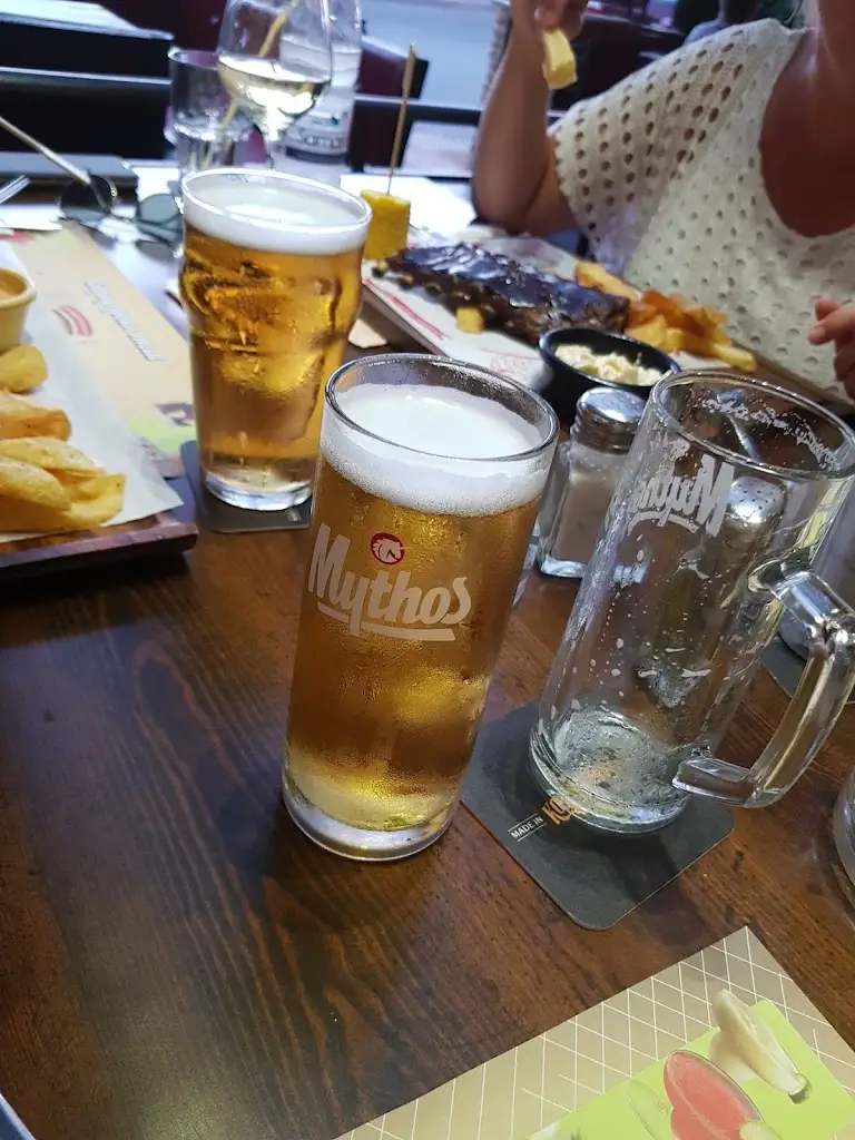 Menü_the Red lion Malia bar and restaurant_Mália_Bild_5