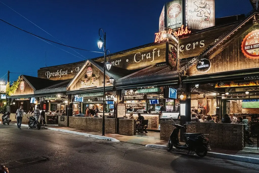 the Red lion Malia bar and restaurant_Mália_slider_image_1