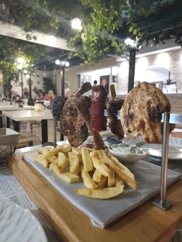 Menu_Petrino Garden_Mália_image_7